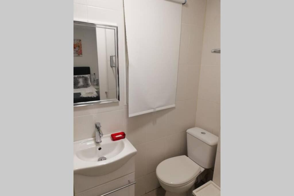 M1 Cool Loft 1 Min Walk To Metro 15 Min Center By Metro Διαμέρισμα Esplugues de Llobregat Εξωτερικό φωτογραφία