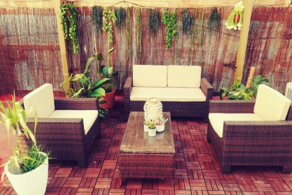 M1 Cool Loft 1 Min Walk To Metro 15 Min Center By Metro Διαμέρισμα Esplugues de Llobregat Εξωτερικό φωτογραφία