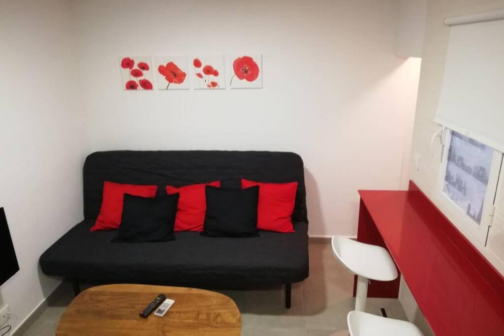M1 Cool Loft 1 Min Walk To Metro 15 Min Center By Metro Διαμέρισμα Esplugues de Llobregat Εξωτερικό φωτογραφία